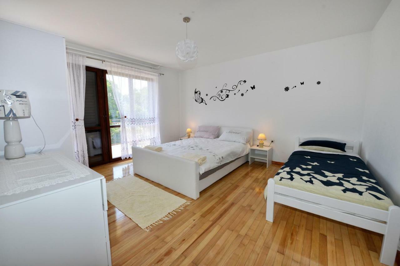 Apartment Kuki Porec Exterior photo